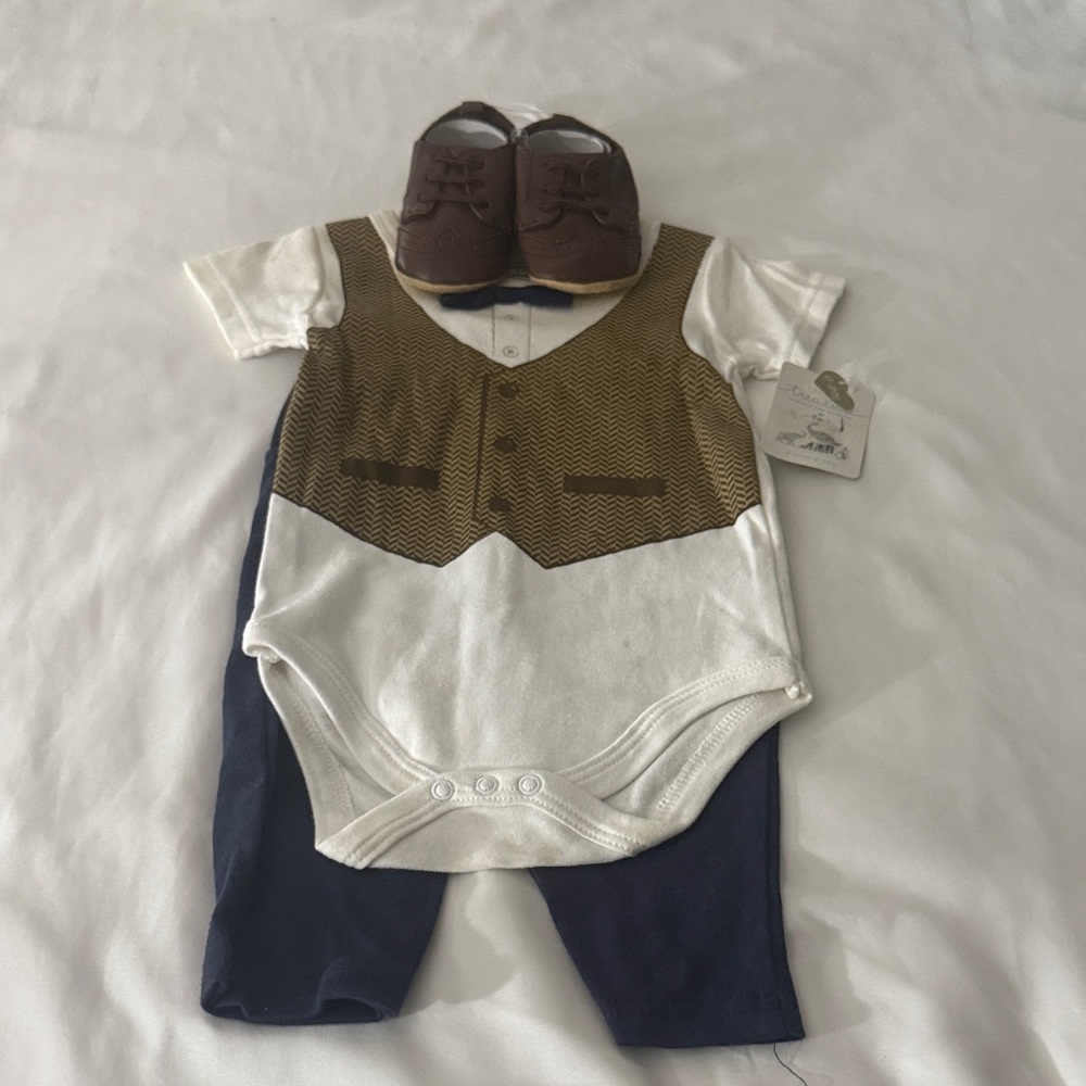 Charming Baby Outfit with Bow Tie and Brown Shoes